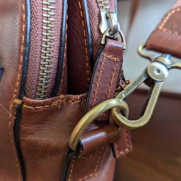 Banuce Full Grain Leather Briefcase Work Bag in Brown - Picture 16 of 16